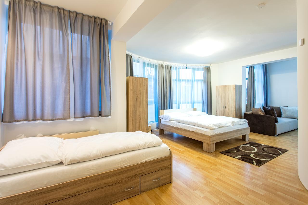 Terrace Hotel プラハ エクステリア 写真
