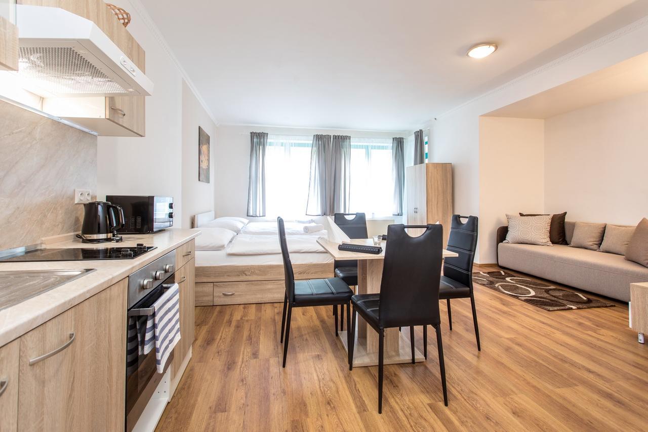 Terrace Hotel プラハ 部屋 写真